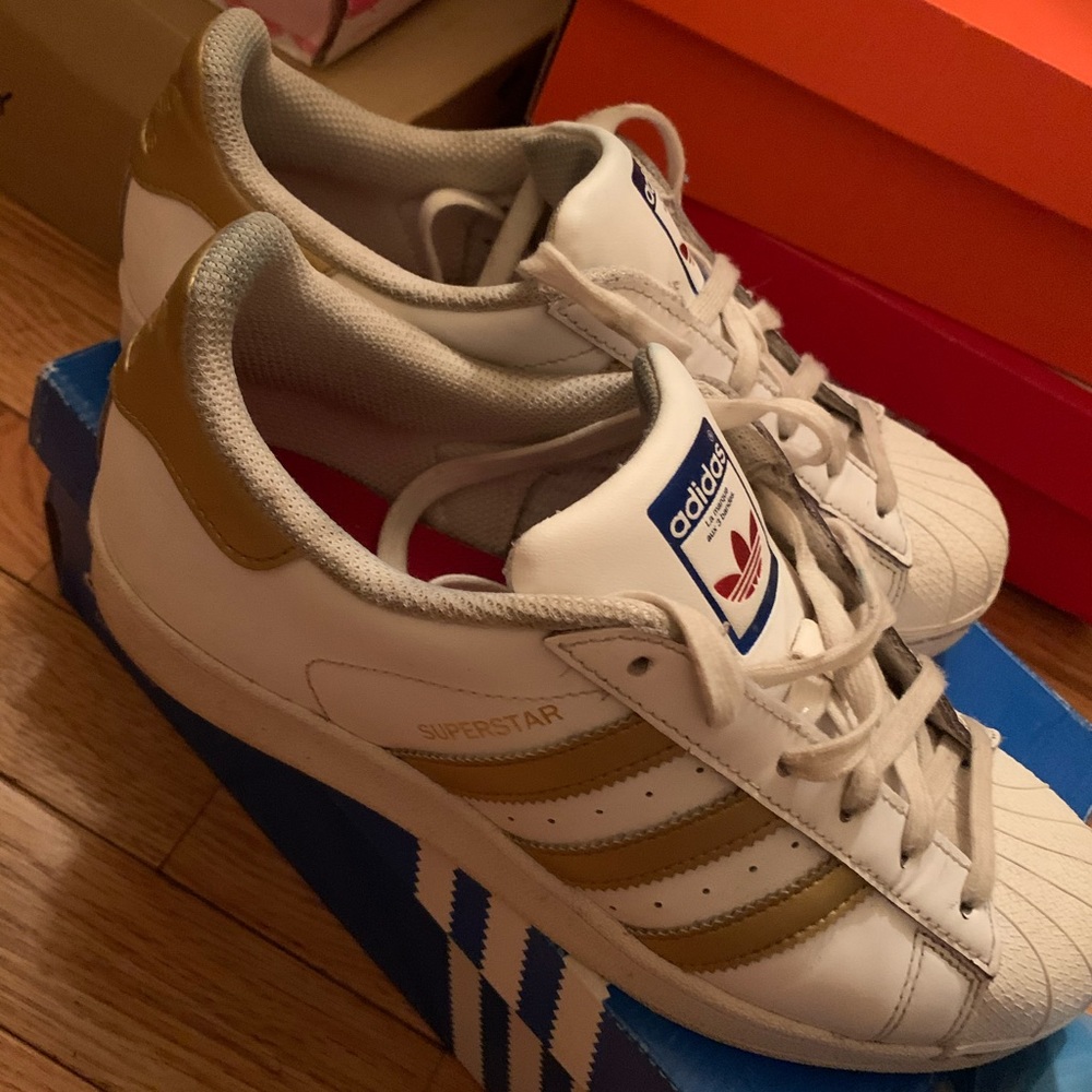 Adidas Shell Toes